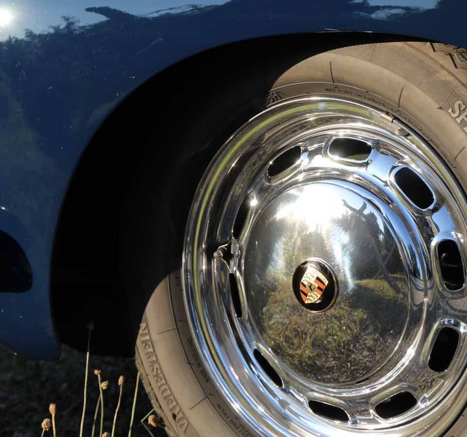 Chrome hub cap